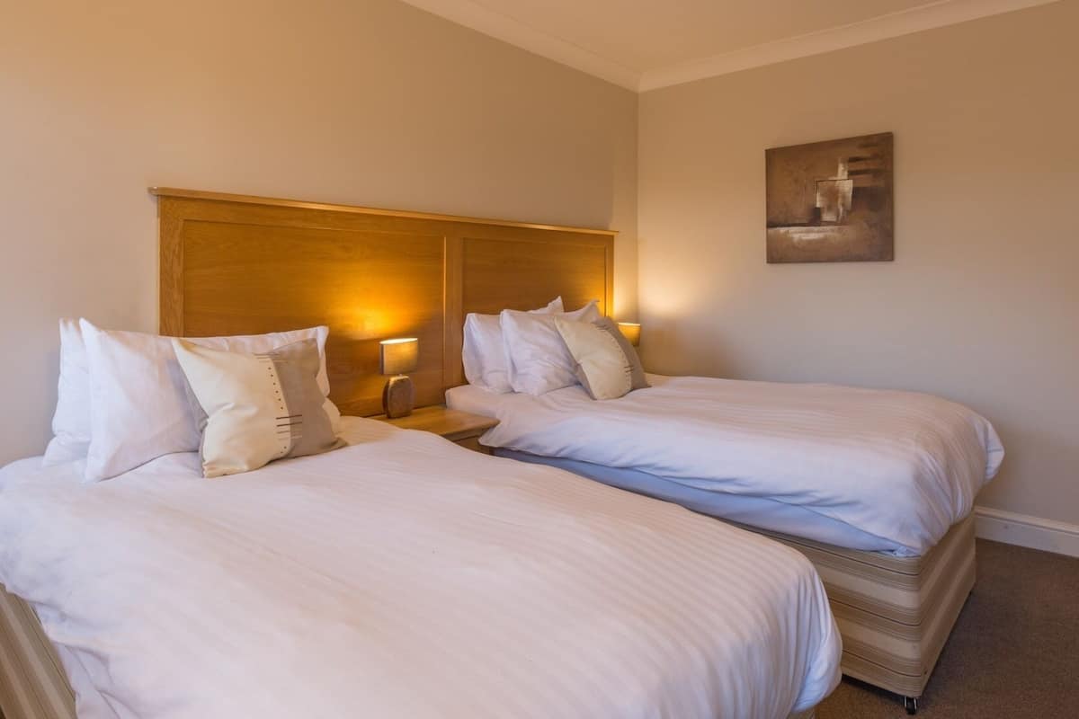 Standard Twin Room, Ensuite