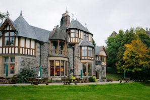 Front of property - Knockderry Country House Hotel (Helensburgh)