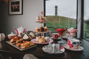 Miscellaneous - The Knowes Hotel & Restaurant (Macduff)