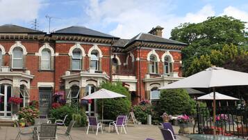 Façana frontal de l'allotjament