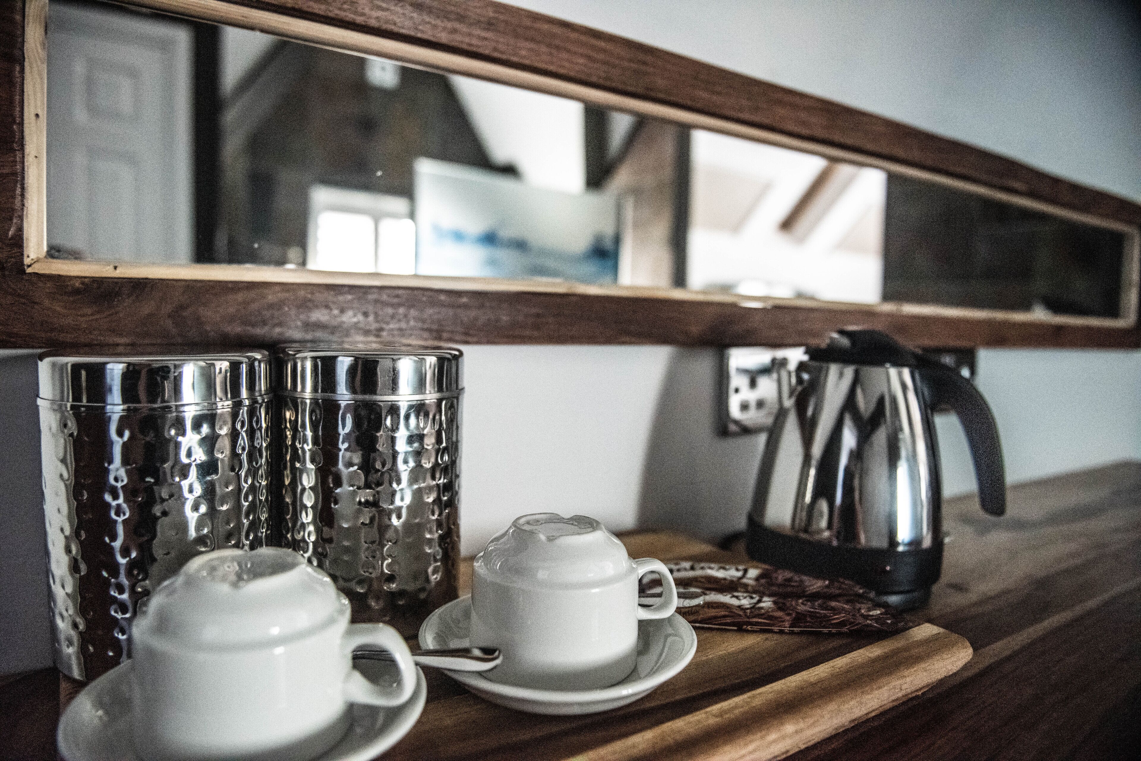 coach house suite | iron/ironing board, free wifi, bed sheets