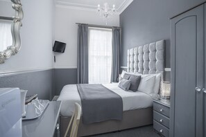 Double Room (Kents Cavern Room)