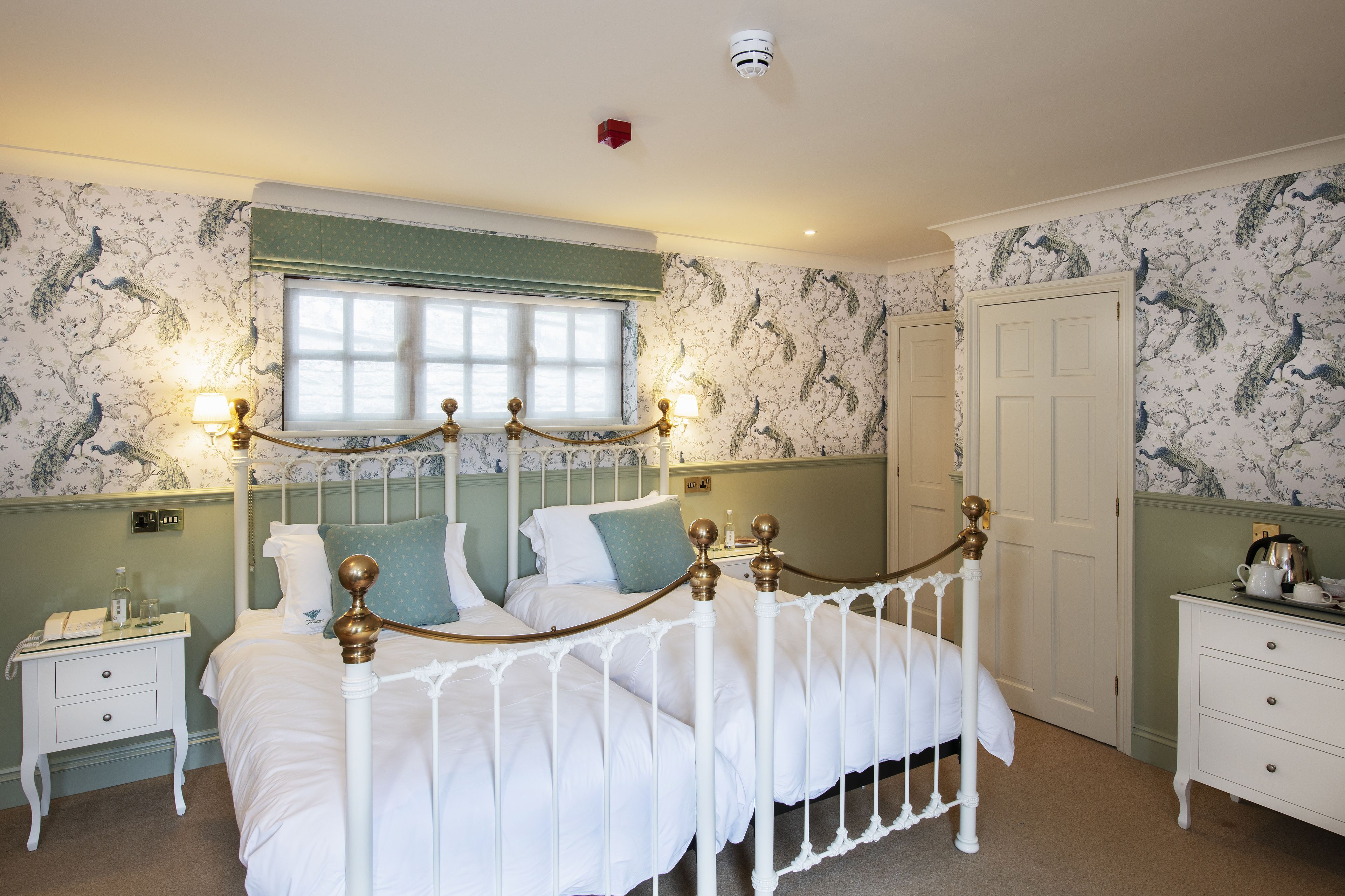 twin room | 1 bedroom, egyptian cotton sheets, premium bedding, desk