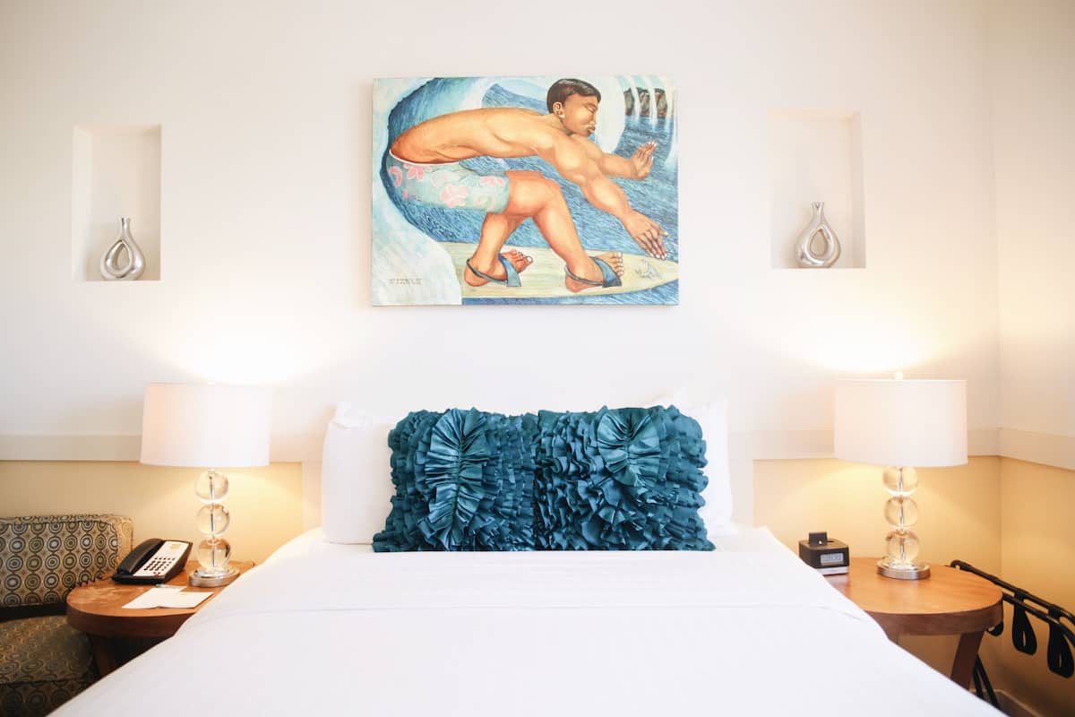 Egyptian cotton sheets, premium bedding, in-room safe