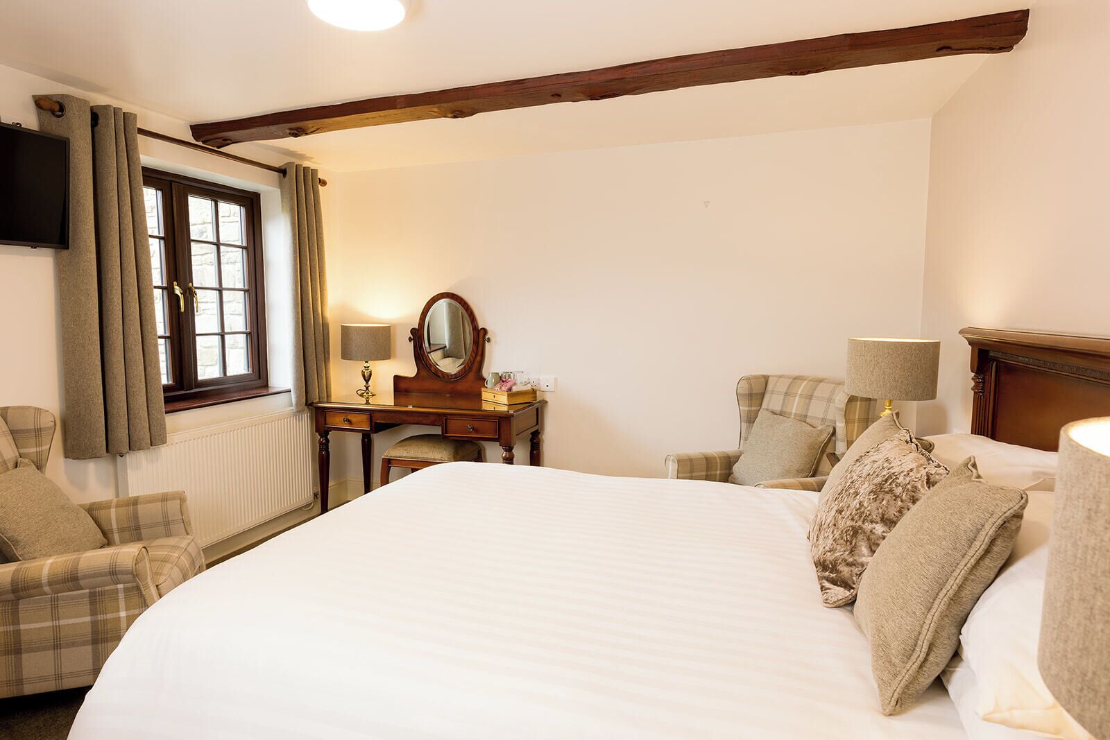 Double Room (Superior House King Bed)