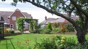 Exterior - Roseville Bed & Breakfast (Chester)