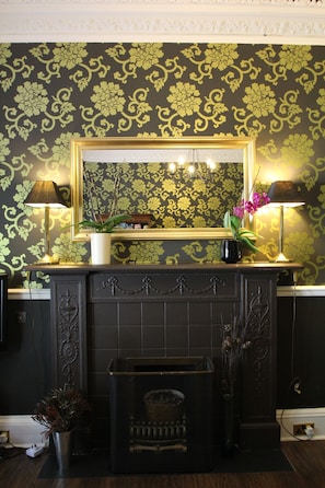 Fireplace - Sandaig Guest House (Edinburgh)
