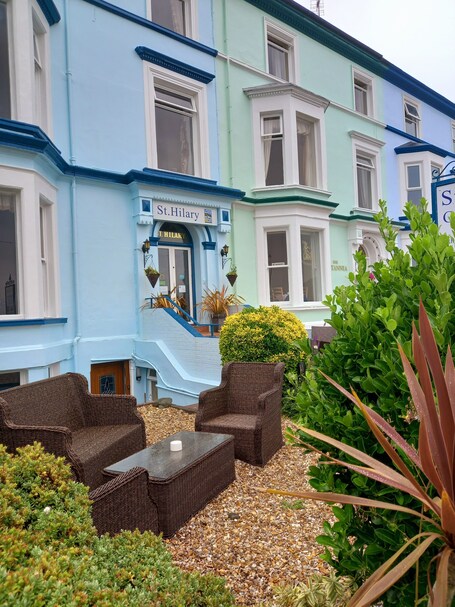 St Hilary Guest House - Image 11