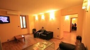 Immagine non classificata, 3 di 19, pulsante