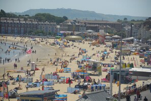 Na praia