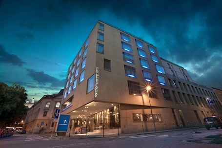 Front of property - evening/night. Falkensteiner Hotel Bratislava