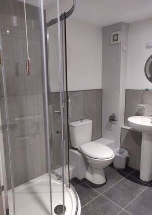 Habitación doble superior, baño privado | Baño