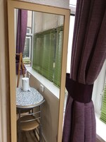 Ropa de cama de alta calidad, escritorio, tabla de planchar con plancha