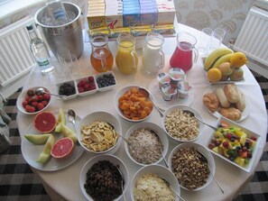 Buffetaamiainen
