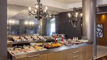 Daily buffet breakfast (EUR 14 per person)