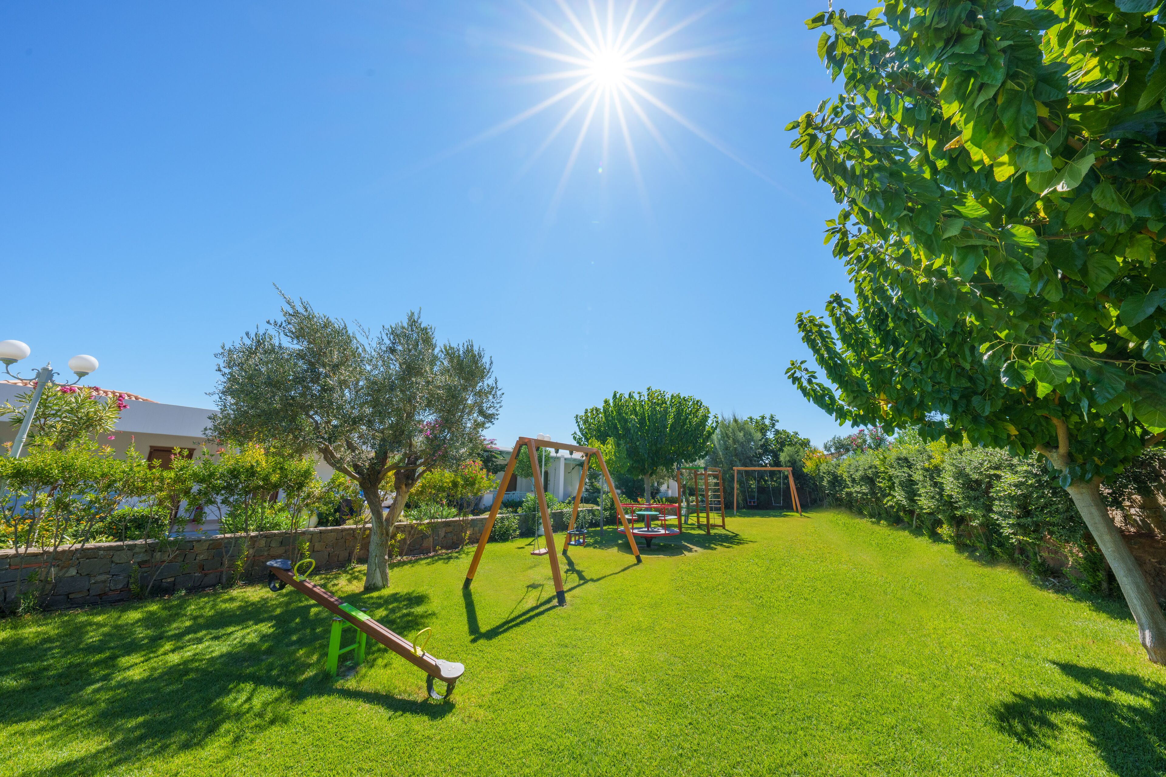 children’s play area – outdoor