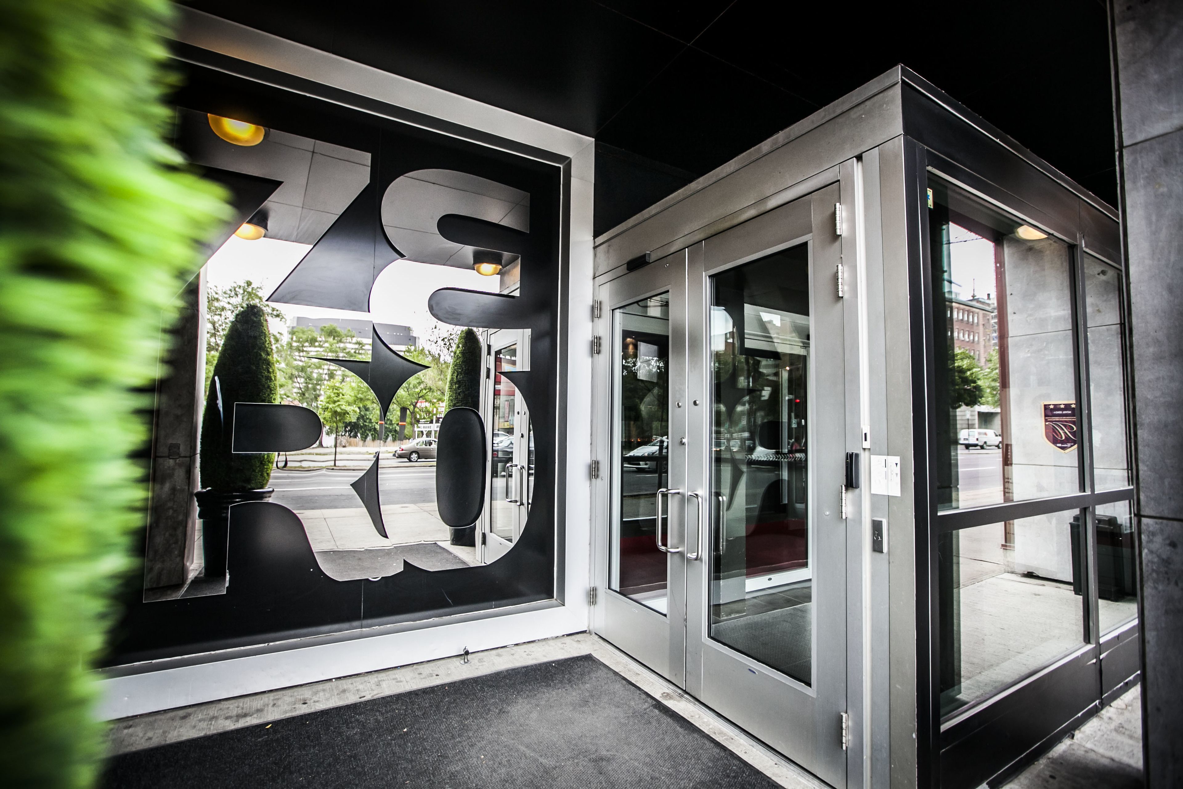 Majoituspaikan sisäänkäynti