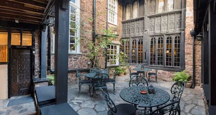 Luttrell Arms Hotel