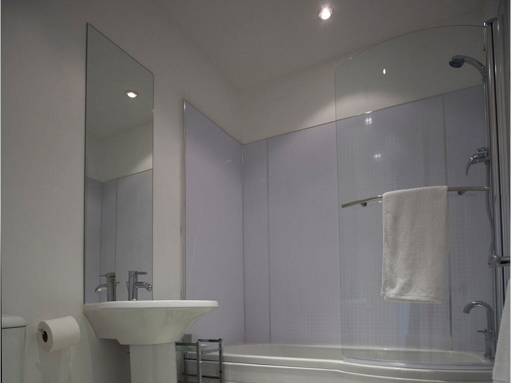 Executive Double Room, Private Bathroom (Apartment) | Bathroom