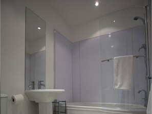 Executive-Doppelzimmer, eigenes Bad (Apartment) | Badezimmer