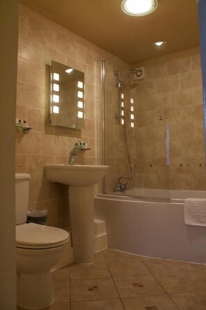 Bathroom - The Plough Inn (Congleton)