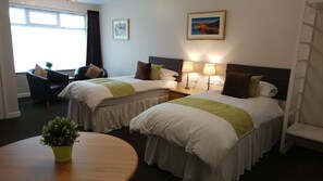 Studio, Ensuite (Twin) - Swan Studios (Choppington)