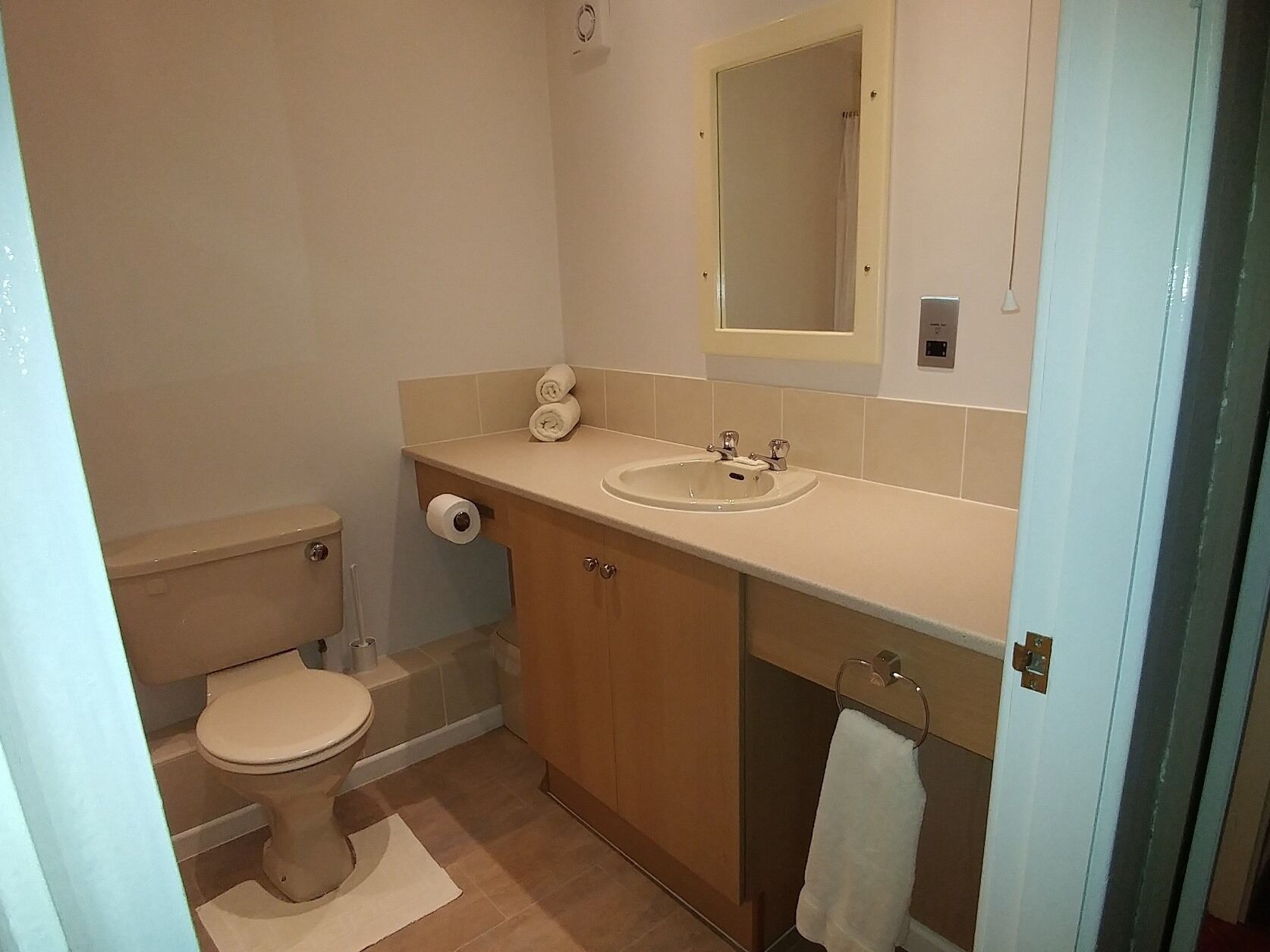 Twin Room, Ensuite | Bathroom