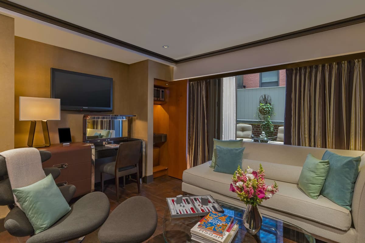 Suite, 1 Bedroom, Terrace (Garden) | Cadar Frette Itali, peralatan tempat tidur hipoalergenik