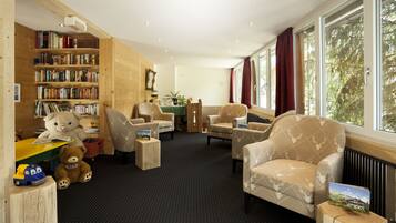 Sala de estar en el lobby