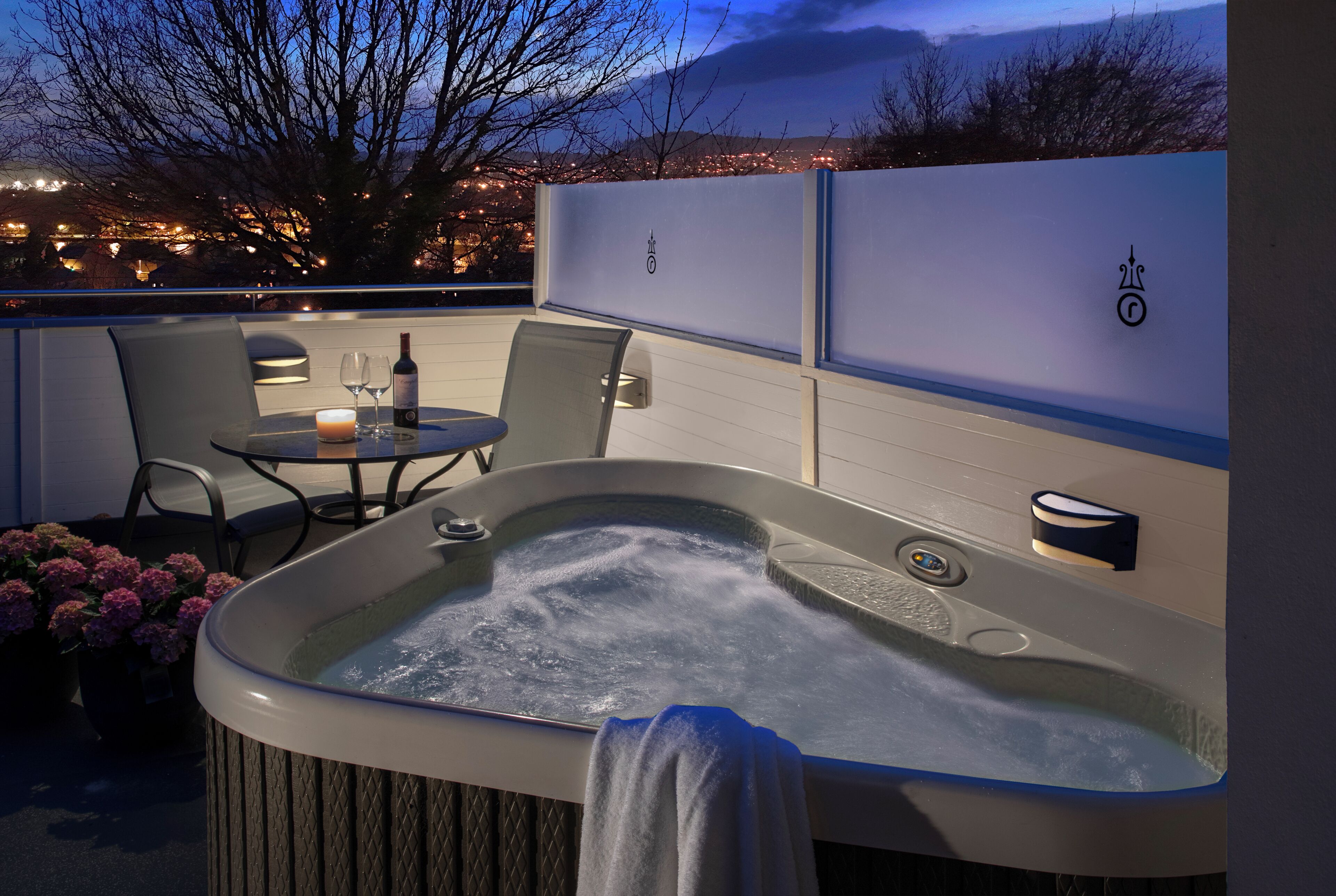Extra Decadent | Terraza o patio