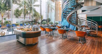 Hotel Baraquda Pattaya By Heeton