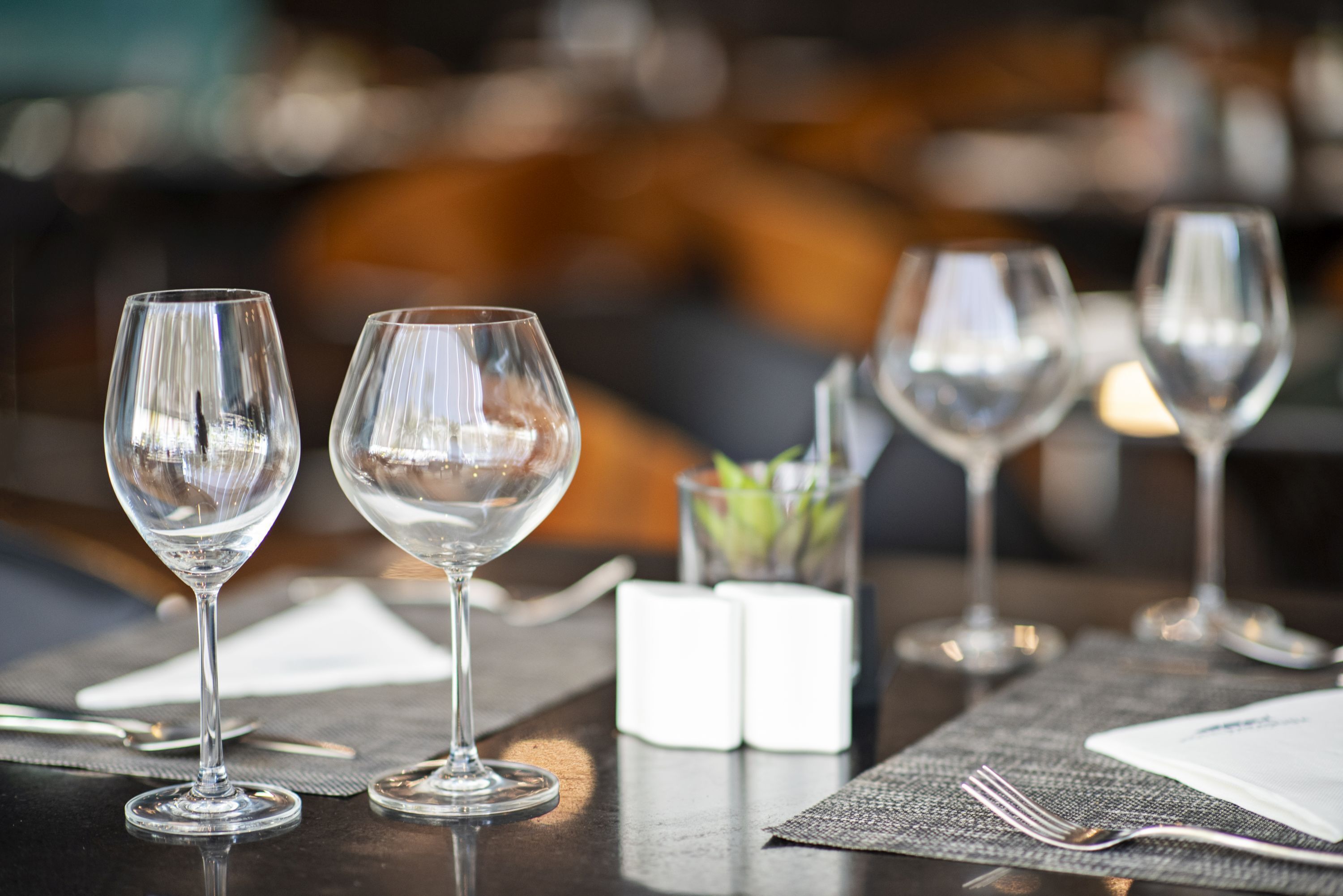 breakfast, lunch and dinner served