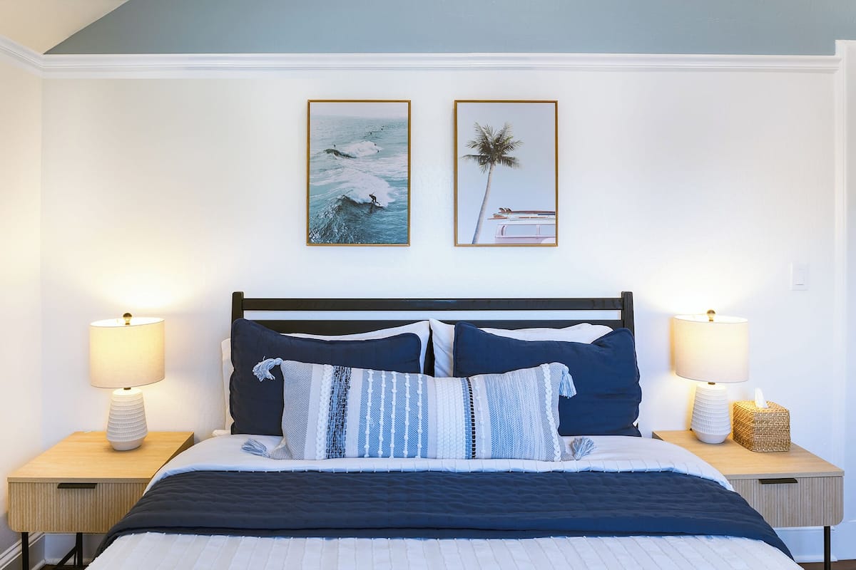 Tunitas Room | Premium bedding, free WiFi, bed sheets