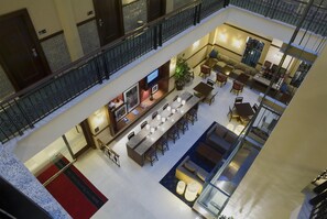 Reception - Hampton Inn & Suites Mexico City - Centro Historico (Mexico City)