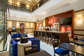 Lobby - Hampton Inn & Suites Mexico City - Centro Historico (Mexico City)