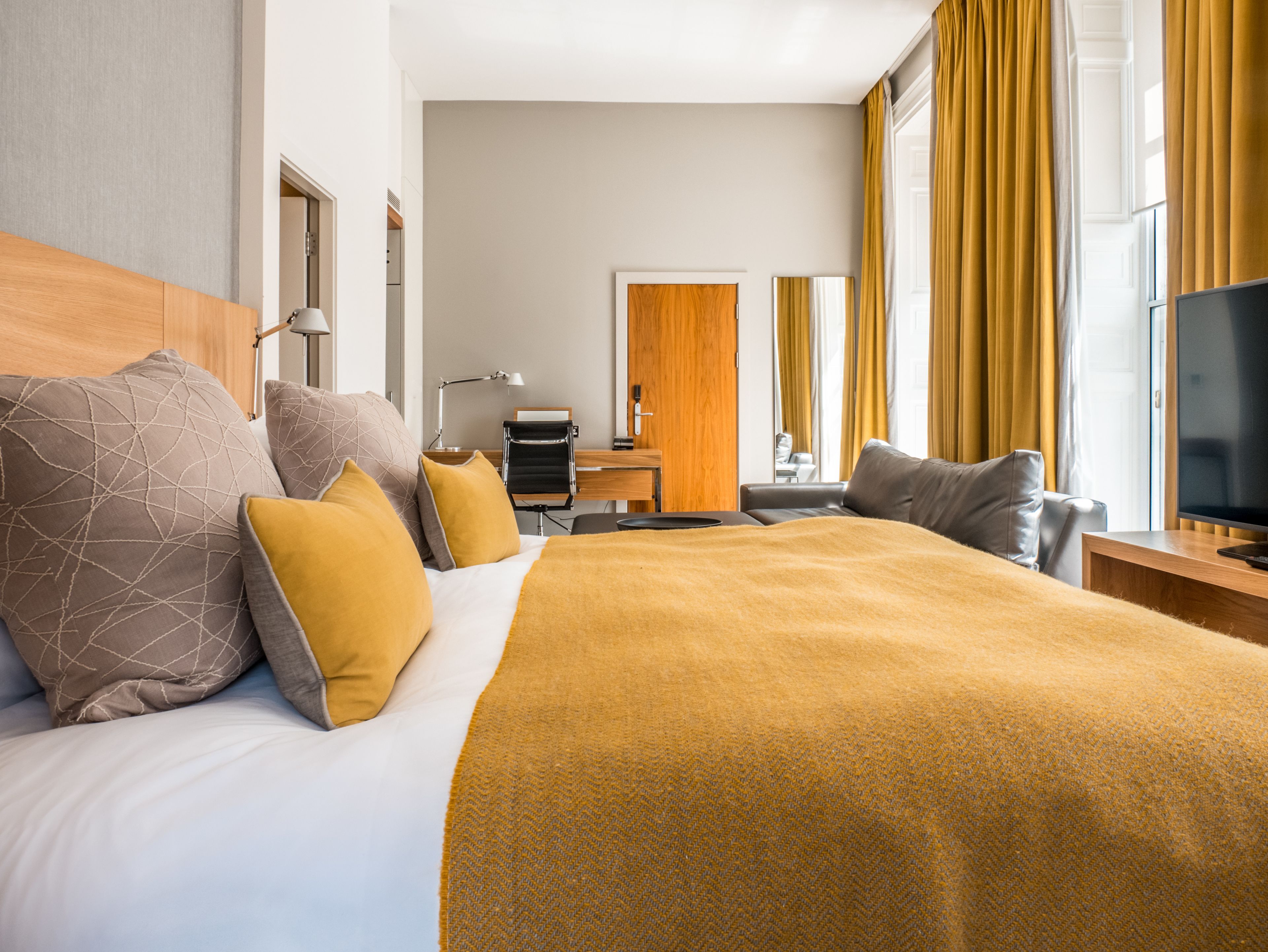 1 bedroom, premium bedding, pillow-top beds, in-room safe