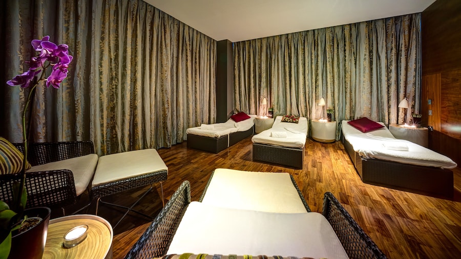 Apex Waterloo Place Hotel