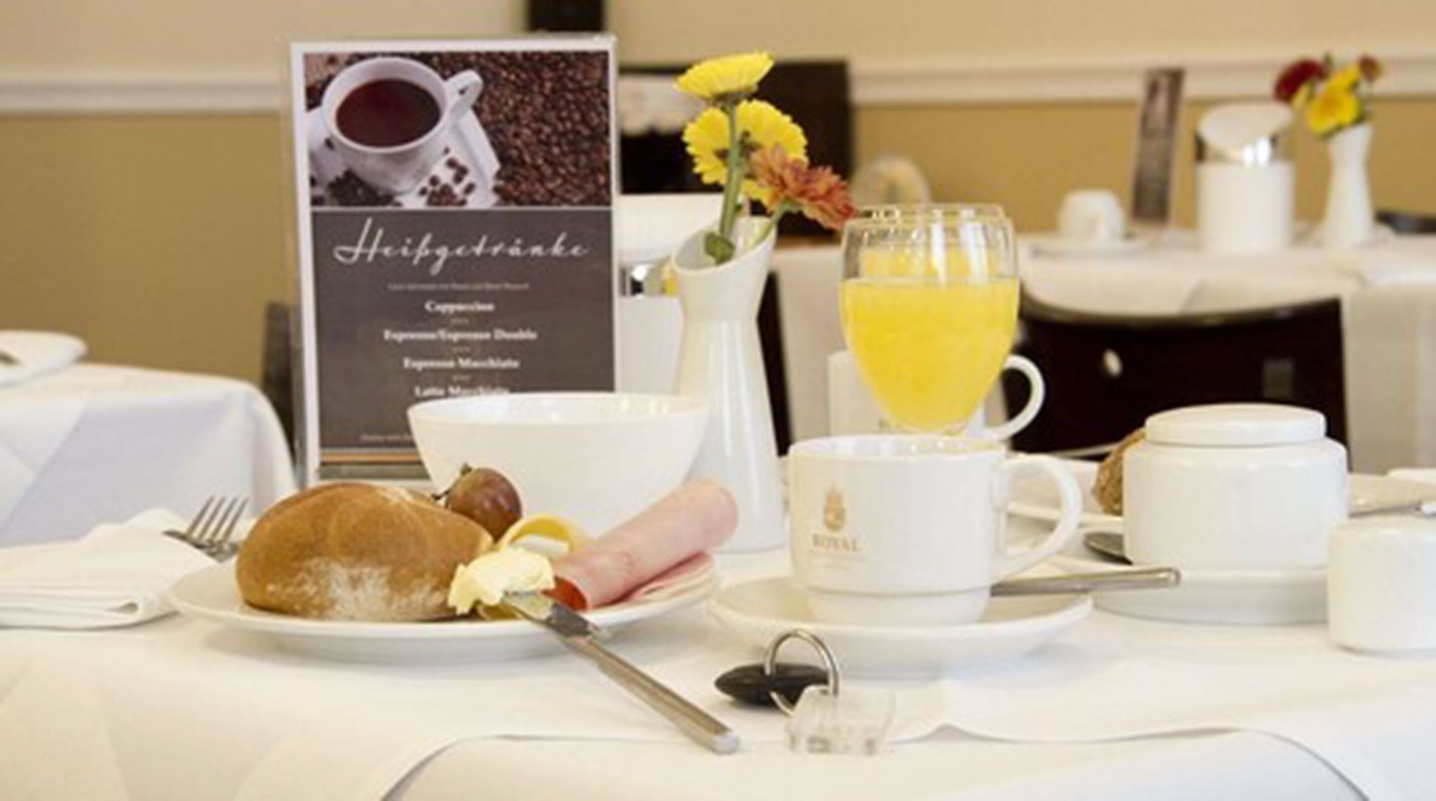 Tägliches Frühstücksbuffet gegen Gebühr