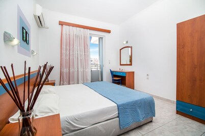 Ano Kampos Hotel