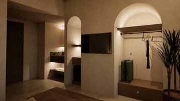 Chambre supérieure double (Renovated) | Coffre-fort, accès au Wi-Fi (inclus), literie fournie