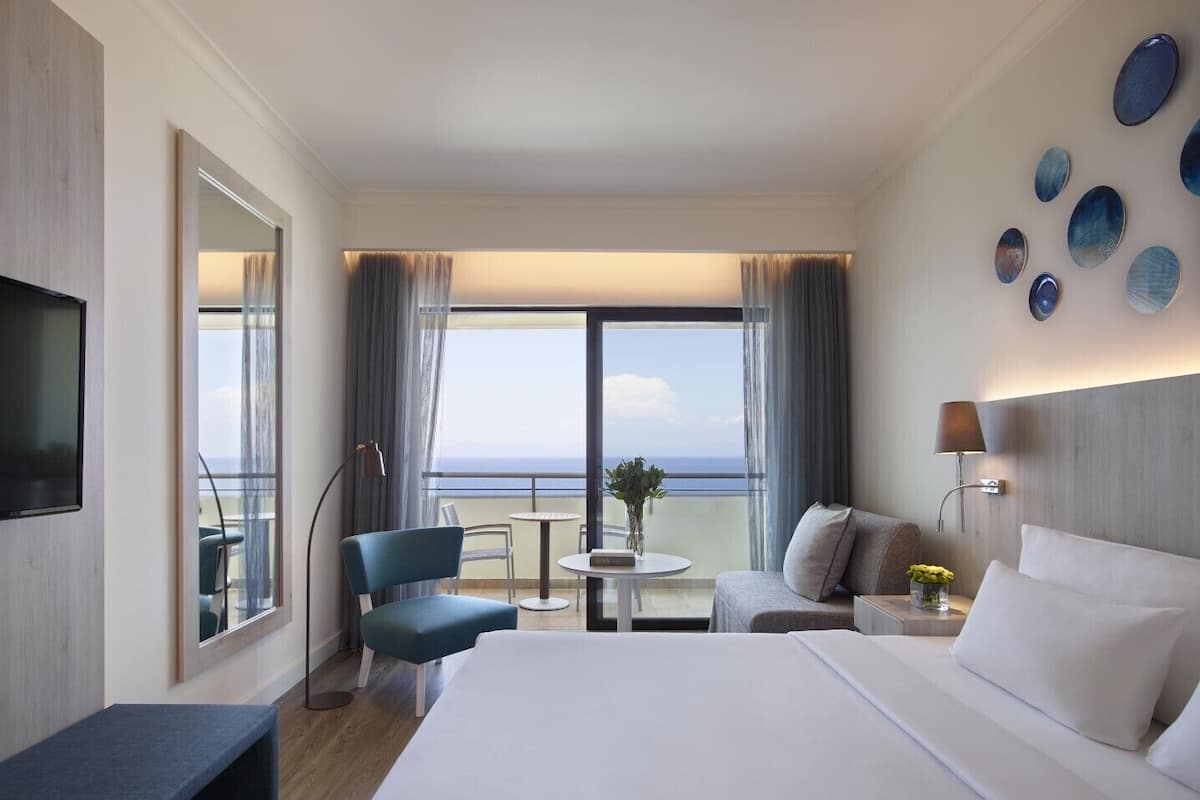 In-room safe, desk, blackout curtains, free WiFi
