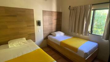 Chambre Triple | 1 chambre, draps fournis