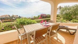 Appartement, 2 chambres, vue mer | Terrasse/Patio