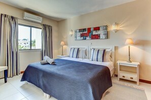 2 bedrooms, iron/ironing board, cots/infant beds, free WiFi - Monte Dourado Resort (Lagoa)