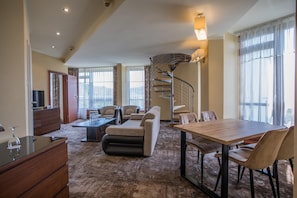 Panoramic Apartment | Living room | TV - Hotel Diament Ustron (Ustron)