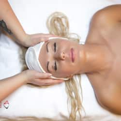 Couples treatment rooms, body treatments, body scrubs, facials