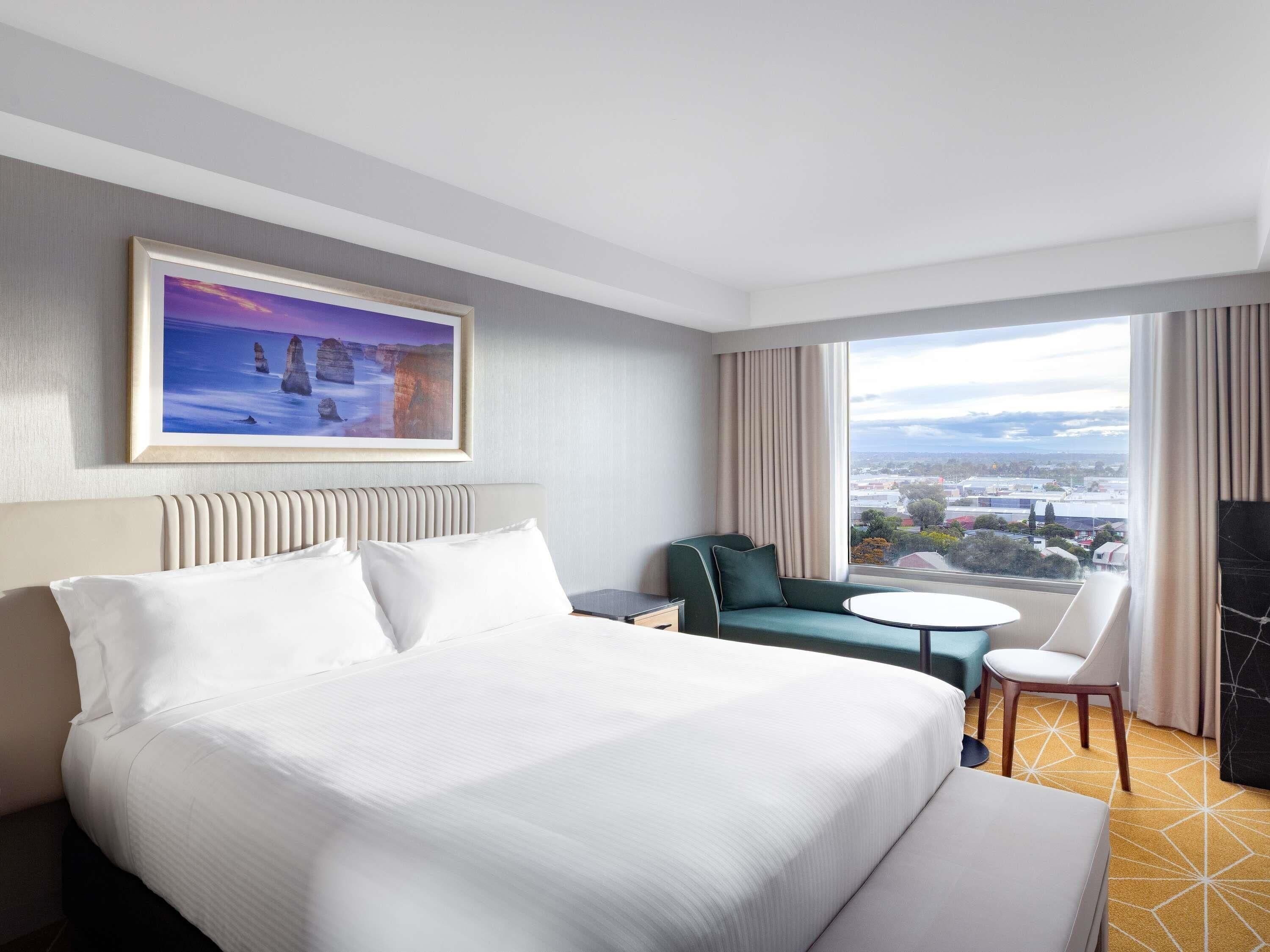 Estúdio premium, 1 cama King | Frigobar, cofres nos quartos, escrivaninha, cortinas blackout