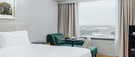 Premium Studio, 1 King Bed | Exterior