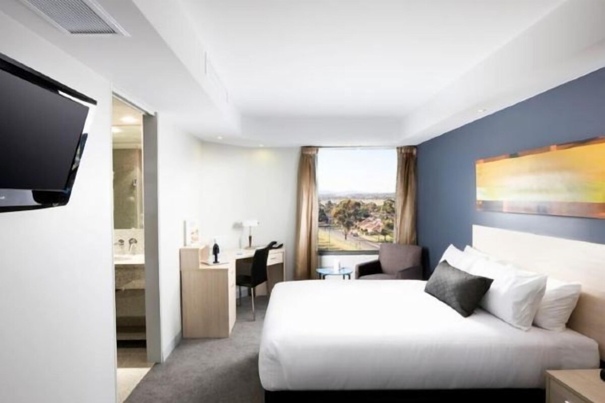Minibar, in-room safe, desk, blackout drapes