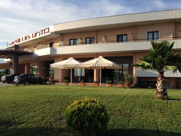 Property grounds - Achillio Hotel (Komotini)